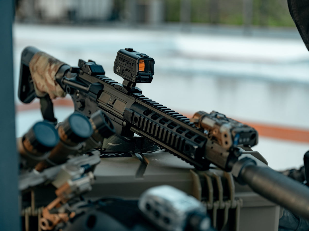 Olight OSIGHT R outdoor mounted optic close-up